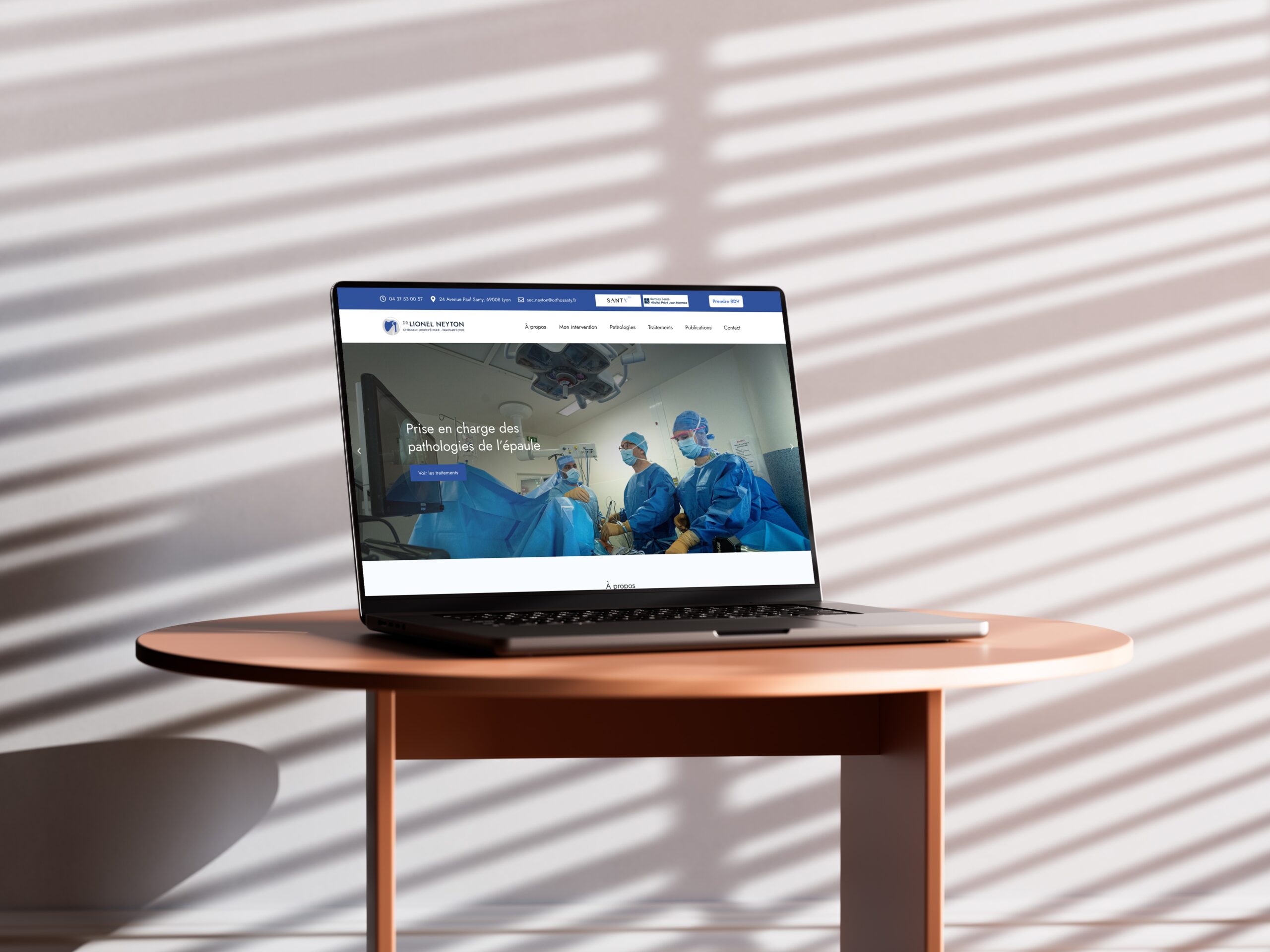 Mockup desktop présentant le site de Dr Lionel Neyton