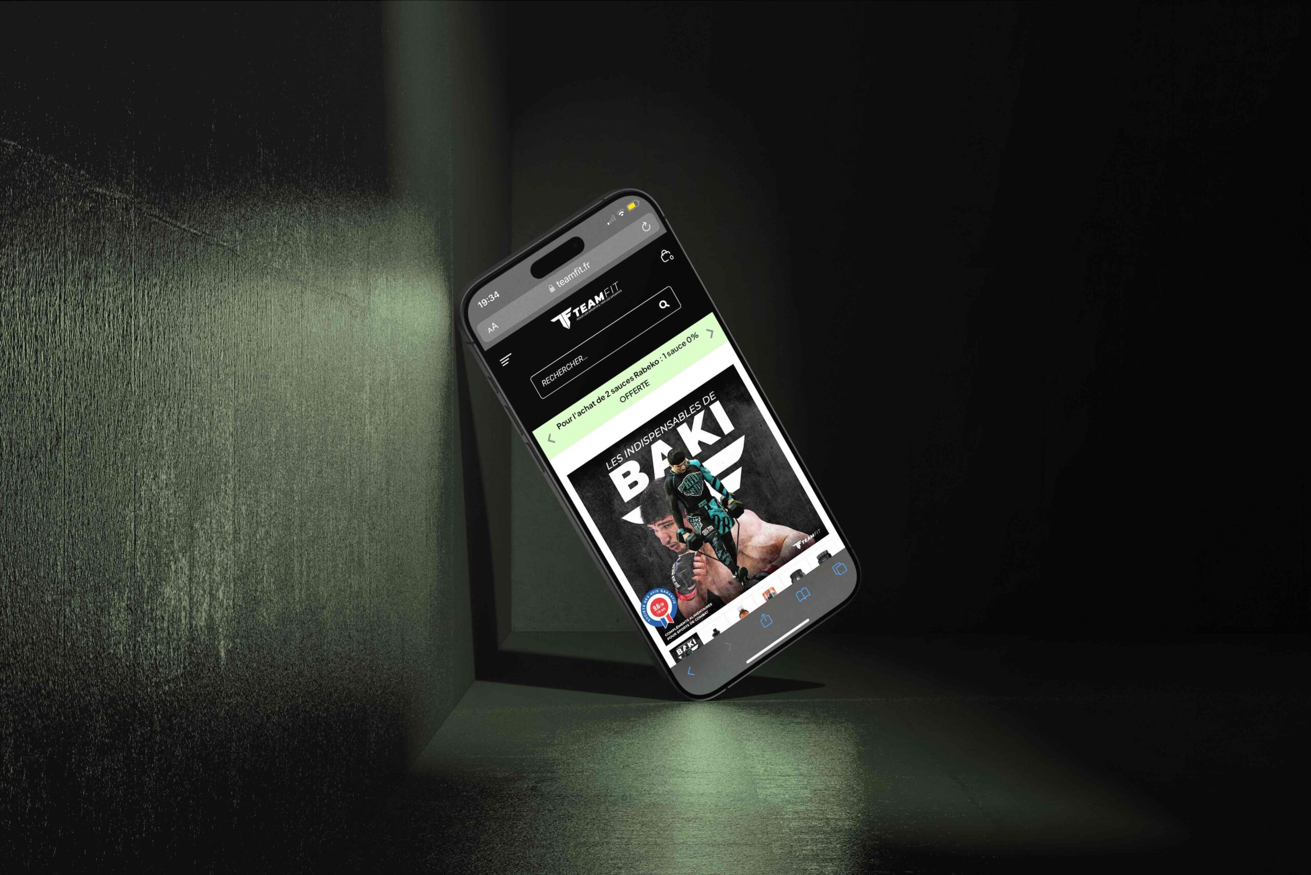 Mockup présentant la version mobile du site teamfit nutrition